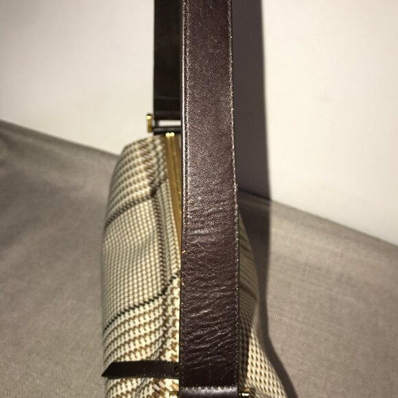 Lauren Ralph Lauren Houndstooth Barrel Bag - Picture 15 of 16